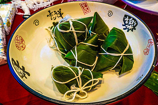 端午粽子的来历