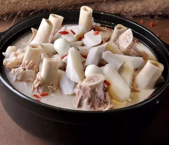 棒子骨汤的做法