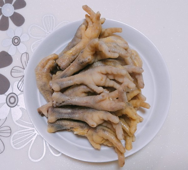 盐焗鸡爪的做法全过程