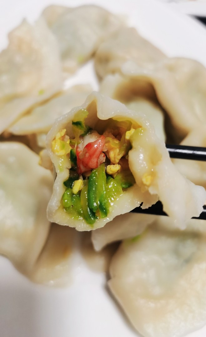 韮黄虾仁饺子的做法