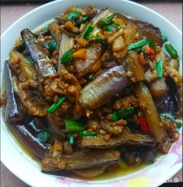 家常茄子炒肉