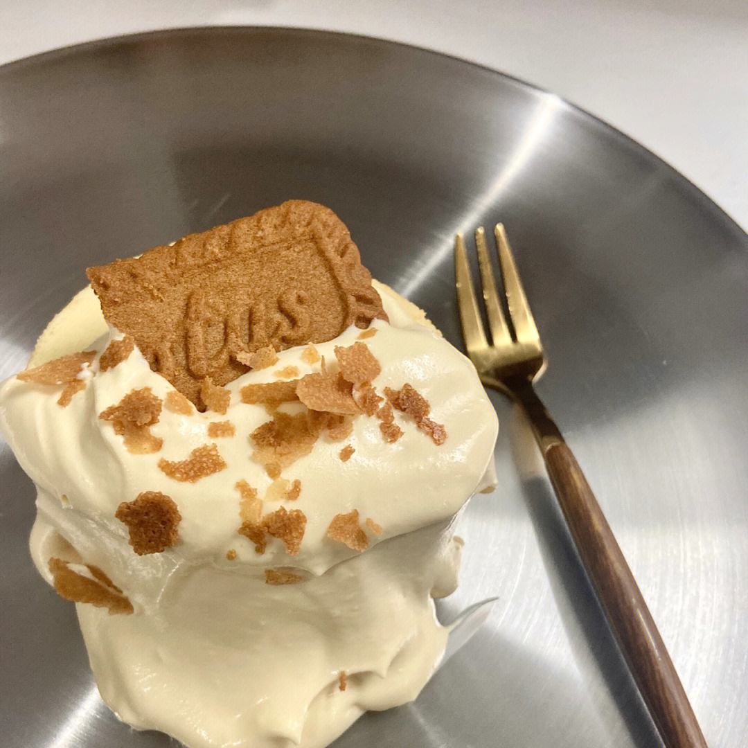蛋糕的饼干底叫什么
