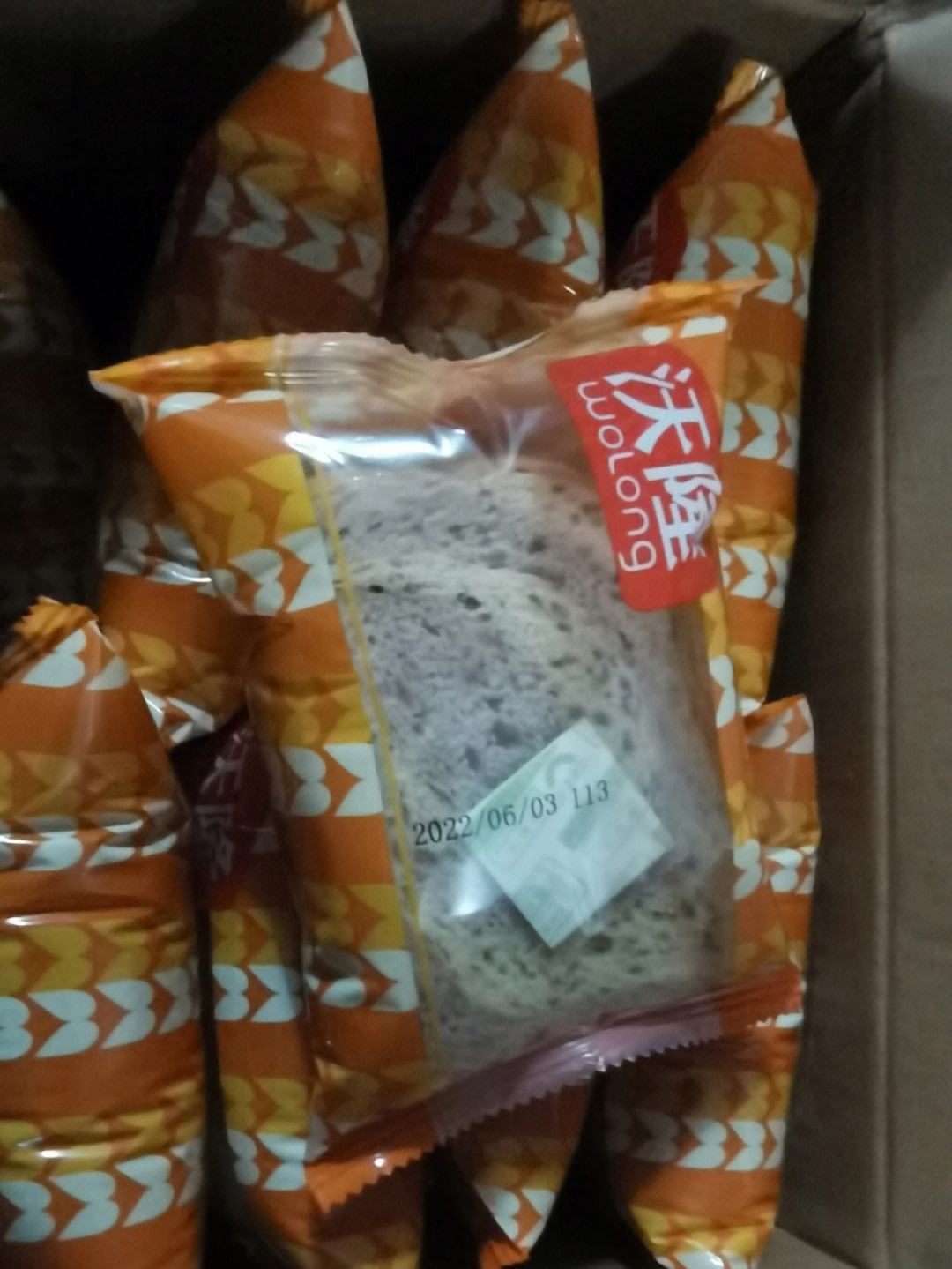 四川小时候吃的纸包装的面包是什么