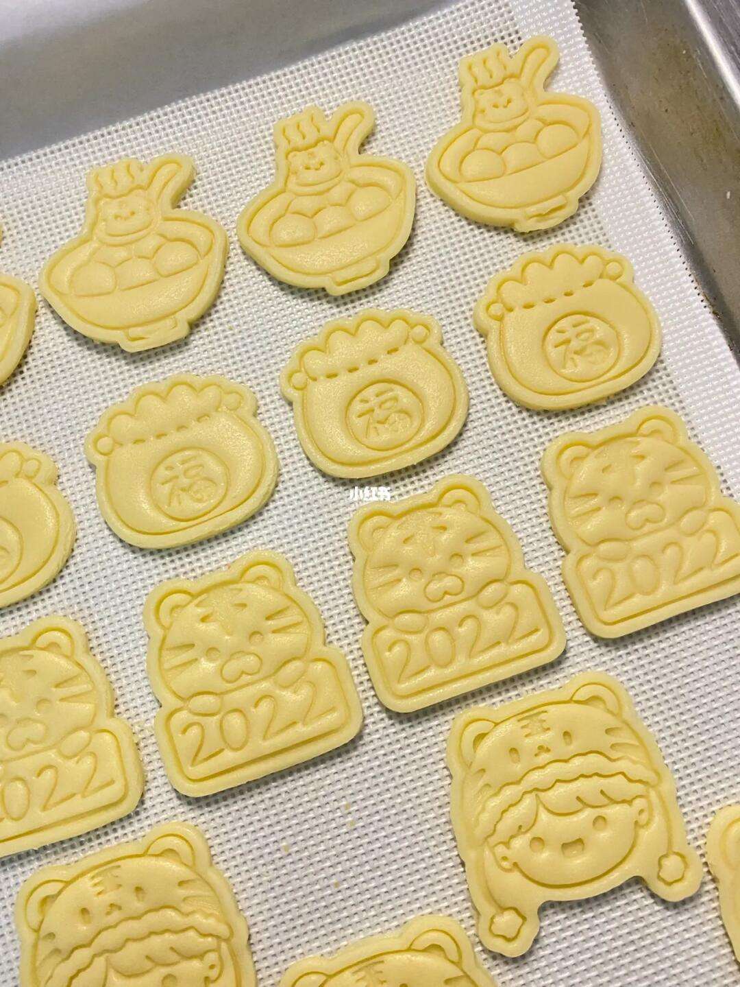 饼干呢英语