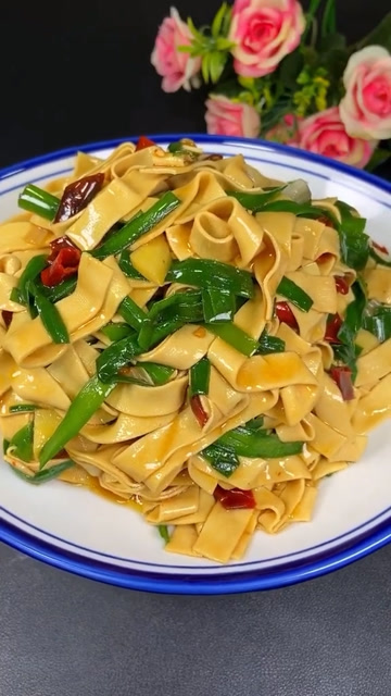 芹菜豆腐皮怎么炒